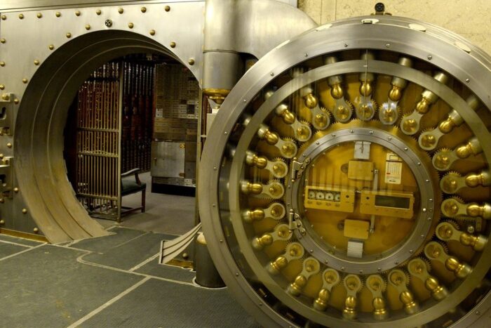 Union-Trust-Bank-Vault-Cropped
